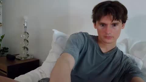 Cam online show from November 27, 2025, 6:15 am