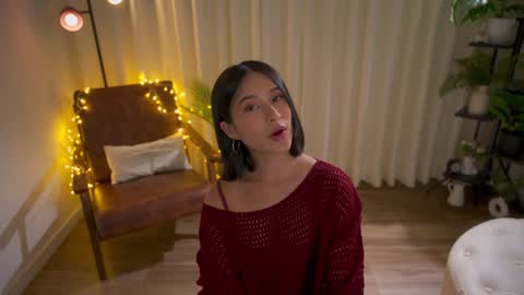 Snapshot of sensualcherry_ chatting on December 23, 2024, 11:28 pm Maria- OF sensual bee online show from December 23, 2024, 11:28 pm