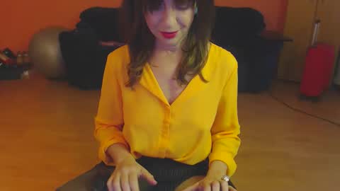 Snapshot of sensualmyra chatting on March 19, 2026, 2:32 pm sensualmyra online show from March 19, 2026, 2:32 pm