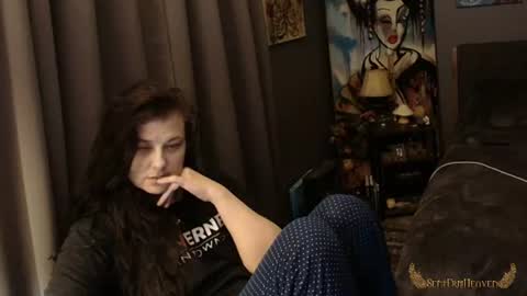 Snapshot of sentfrmheaven chatting on July 5, 2026, 12:01 pm Tara online show from July 5, 2026, 12:01 pm