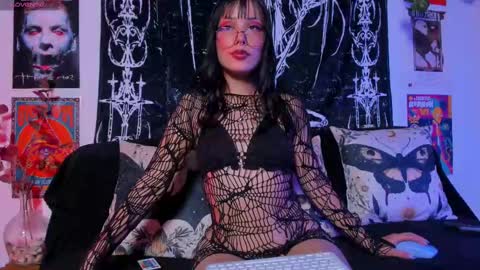 seraphine online show from October 6, 2025, 4:54 am