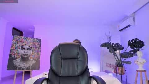 serena___ online show from October 24, 2025, 6:48 pm