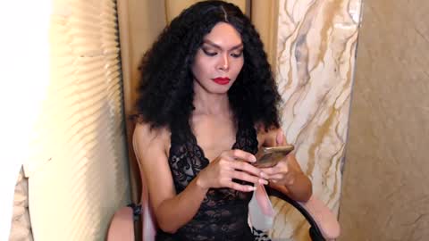 Snapshot of serenamarqueza chatting on July 17, 2026, 7:41 pm Sam online show from July 17, 2026, 7:41 pm