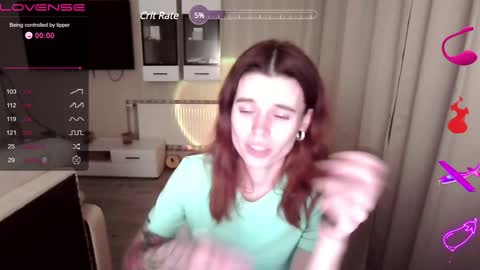 serenamilss online show from December 21, 2024, 8:43 pm