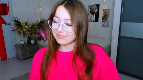 Ophelia online show from March 10, 2025, 4:46 pm