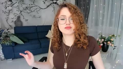 Snapshot of sereneflame chatting on February 27, 2026, 4:18 pm Ophelia online show from February 27, 2026, 4:18 pm