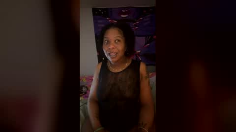 serenity_dayze online show from May 16, 2026, 5:04 am
