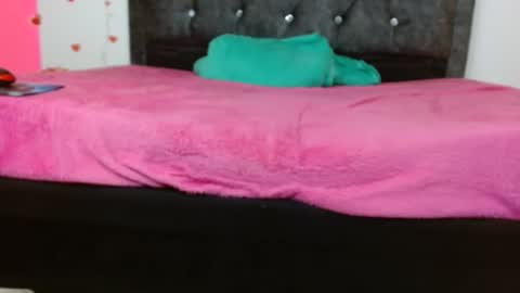 serenityroche online show from September 24, 2025, 2:59 am