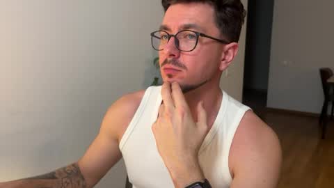 Snapshot of sergeypohane chatting on April 11, 2026, 1:26 pm dormking online show from April 11, 2026, 1:26 pm