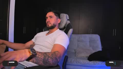 Snapshot of sergi_mancini11 chatting on February 6, 2026, 11:30 pm Sergi Mancini online show from February 6, 2026, 11:30 pm