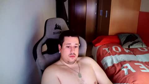 Pollos online show from April 12, 2026, 7:35 am