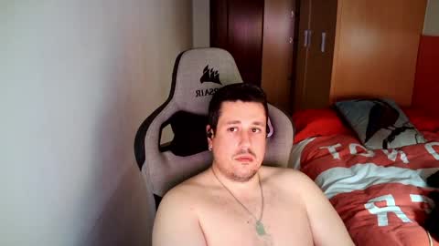 Pollos online show from April 13, 2026, 3:28 pm