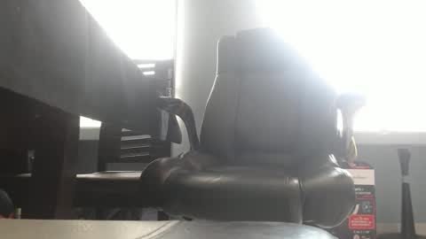 hetero serio discreto online show from September 17, 2025, 8:32 pm