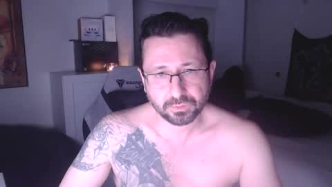 Snapshot of serk1122 chatting on February 24, 2026, 11:52 am serk1122 online show from February 24, 2026, 11:52 am