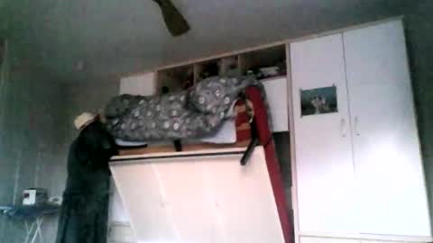 serrano49 online show from December 18, 2024, 4:39 pm