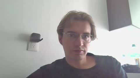 Snapshot of servandomier chatting on February 9, 2026, 4:11 pm mier online show from February 9, 2026, 4:11 pm