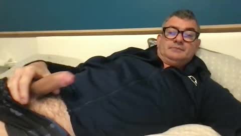 sesamechris92 online show from March 27, 2026, 6:52 am