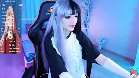 Snapshot of setsunai_ chatting on February 12, 2026, 6:41 am Setsunai online show from February 12, 2026, 6:41 am