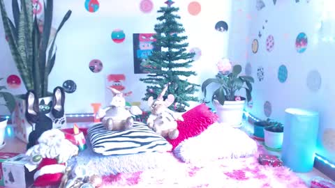 Snapshot of seuctive_woman57 chatting on December 5, 2024, 6:44 pm samy online show from December 5, 2024, 6:44 pm