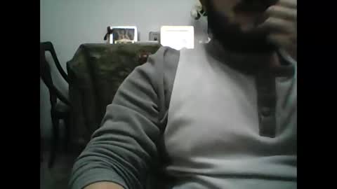 sevillano999 online show from February 25, 2026, 11:25 pm