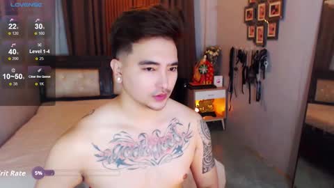 AXEL online show from October 30, 2025, 3:02 pm