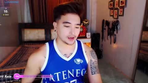 AXEL online show from November 2, 2025, 6:32 pm