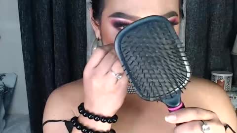 sexdrivezebbianax online show from June 11, 2026, 9:02 pm