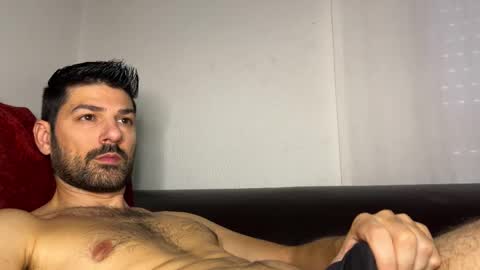 Lucenzo  online show from February 1, 2026, 9:19 am