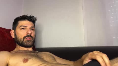 Lucenzo  online show from March 19, 2026, 9:13 am