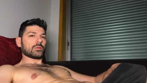 Lucenzo  online show from April 12, 2026, 9:58 am