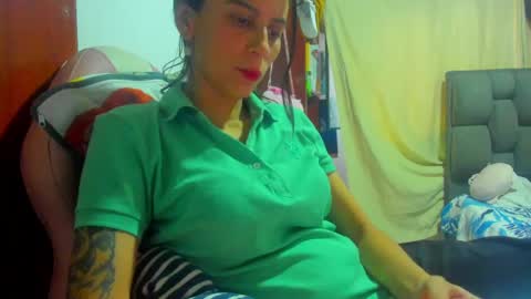 Snapshot of sexmilkdirty chatting on May 26, 2026, 9:33 pm sexmilkdirty online show from May 26, 2026, 9:33 pm