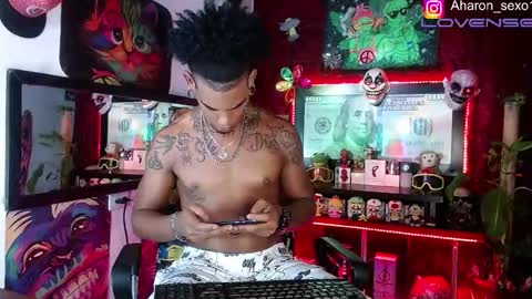 Snapshot of sexo_aharon chatting on November 18, 2025, 3:01 am Aharon ravelo online show from November 18, 2025, 3:01 am