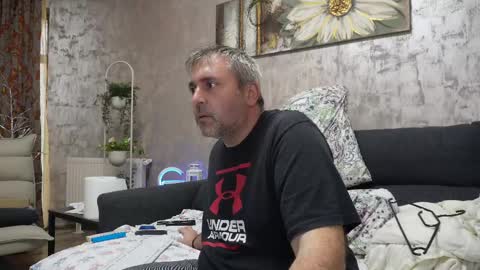 sexone25 online show from December 10, 2024, 12:27 pm