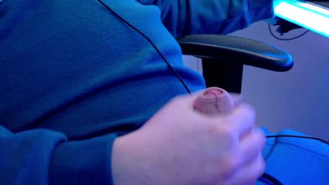 Snapshot of sexonme1982 chatting on January 12, 2025, 2:03 am Masturbateforyou online show from January 12, 2025, 2:03 am