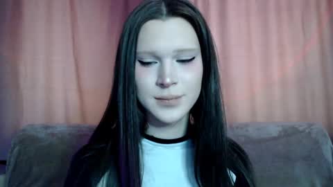 Nextdoor Princess online show from February 27, 2025, 6:29 am