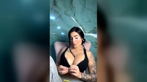 SARA    online show from December 5, 2025, 5:09 pm