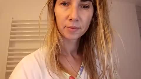 Verona online show from April 4, 2026, 5:06 am