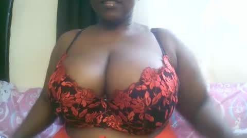 sexxi_ebony online show from April 1, 2026, 1:41 pm
