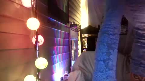 Snapshot of sexxileeah42o chatting on September 28, 2025, 12:10 pm Leeah CloudZzz online show from September 28, 2025, 12:10 pm