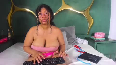 Sexxtaty online show from April 27, 2026, 3:21 pm