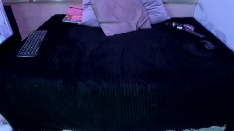 Sexxtaty online show from August 7, 2026, 1:57 pm