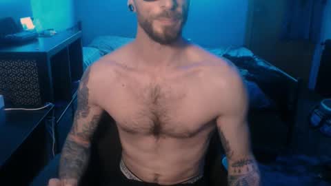 SiuL online show from February 22, 2025, 5:46 pm