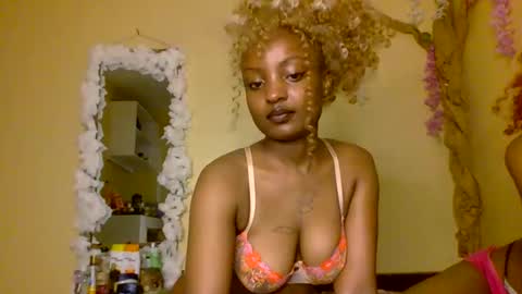 sexxy_daisyy online show from November 15, 2025, 7:27 am