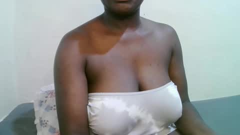 Snapshot of sexxy_maya1 chatting on March 5, 2026, 12:23 pm sexxy_maya1 online show from March 5, 2026, 12:23 pm