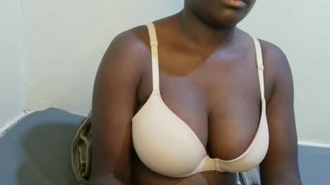 Snapshot of sexxy_maya1 chatting on March 18, 2026, 8:01 pm sexxy_maya1 online show from March 18, 2026, 8:01 pm