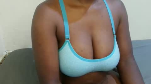 Snapshot of sexxy_maya1 chatting on April 13, 2026, 9:48 am sexxy_maya1 online show from April 13, 2026, 9:48 am