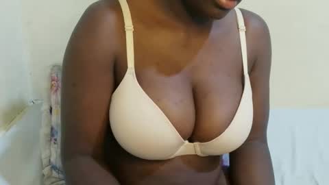 Snapshot of sexxy_maya1 chatting on May 2, 2026, 7:52 pm sexxy_maya1 online show from May 2, 2026, 7:52 pm