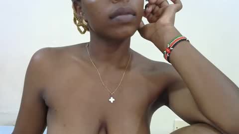 sexxy_montana online show from October 18, 2025, 9:43 am