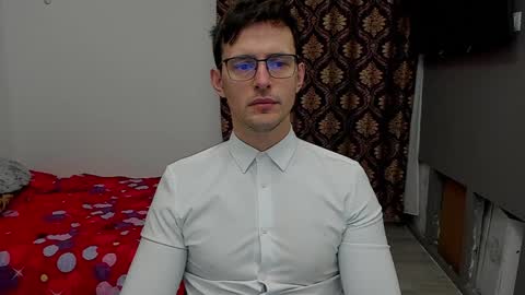 Snapshot of sexxymuscles4u chatting on January 23, 2025, 8:15 am Sexxymuscles4U online show from January 23, 2025, 8:15 am