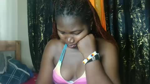 sexxypritty online show from March 16, 2026, 6:28 am